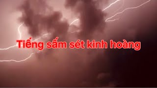 Tiếng sấm sét kinh hoàng [upl. by Ynnus903]