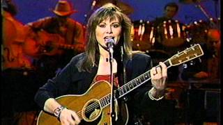 Suzy Bogguss with Dave Hoffner Joey Miskulin amp David Coe  quotMr Santaquot [upl. by Ecam]