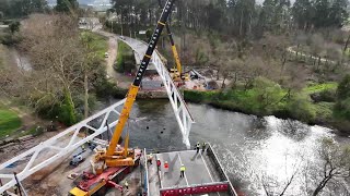 NUEVO PUENTE EN PONTEARNELAS IZADO DE CELOSIAS [upl. by Ainitsirk]