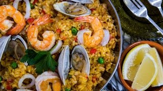 Simple and Tasty Seafood Paella [upl. by Raamaj]