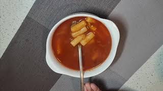 Soup Tteok Bokki  How To Cook Instant Tteokbokki [upl. by Kiehl]