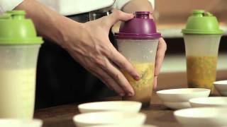 Tupperware Quick Shake Dicas de Receitas Faceis e Praticas [upl. by Inoliel]