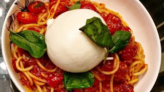 Spaghetti Pomodoro With Burrata  Spaghetti Recipe  Pasta Recipe  Raashi Cooks [upl. by Enitsed]