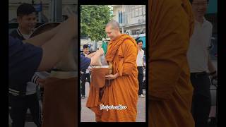 Give alms to the Monk amp receive blessings mewsuppasit mewlions trending viralvideo shorts [upl. by Euqinom650]