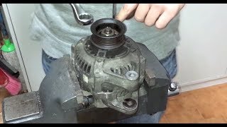 ᴴᴰHow to fully rebuild a Toyota  Denso  Alternator with new bearings [upl. by Nosydam]