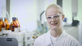 Zeig’s uns Chemielaborantin Sandra bei BASF [upl. by Liebman153]