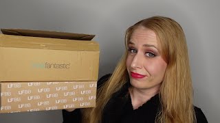 WARNUNG  3 Jahre alte Mystery Box  😞  Look Fantastic Unboxing  Dezember 23  Julies Beautyinsel [upl. by Gnal]