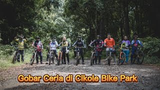 Panik amp Bahagia bercampur di Cikole Bike Park 🤣 [upl. by Adnolehs929]