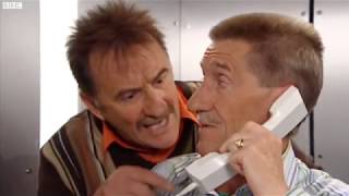 ChuckleVision  17x12  The Lift Widescreen [upl. by Erreipnaej]