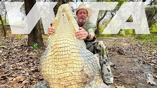 Hunting Giant Crocodiles  Worldwide Trophy Adventures [upl. by Nowed515]