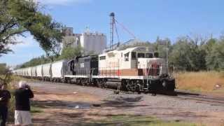 Farmrail switching frac sand hoppers in Weatherford OK [upl. by Ruperta]