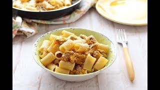 Pasta con zucca e salsiccia gustosa e facile da preparare [upl. by Lorac]