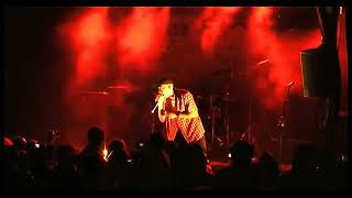 Nuttea  Elle Te Rend Dingue Poom Poom Short Live In Paris At Cabaret Sauvage 2010 VIDEO [upl. by Mercola]