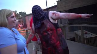 4KNEW “Simons Slaughterhouse” Busch Gardens Howl O Scream 2018 Haunted House Walkthrough [upl. by Tram899]