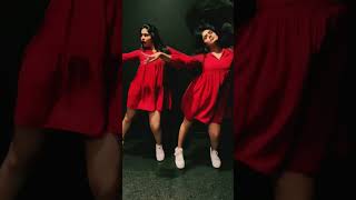 සදක් වෙලා මනරම් 💃🧸🥀 sadak wela manaram sana song 🙃💃💃 anu and kanu dance sandakweladancechallenge [upl. by Oirazan540]