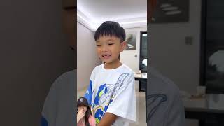 REBUTAN AYAM GORENG ⁉️PAPA ATAU ADEK YANG DI MARAH MAMA 😱shorts funny dubbing [upl. by Htebasil]