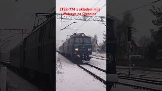 ET22774 z składem mija Wołczyn na Oleśnice [upl. by Schulein440]