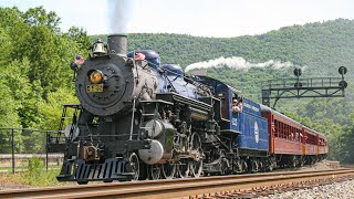 Reading amp Northern 425 Steam Locomotive in Action [upl. by Onaicram]