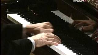 Mikhail Pletnev  Grieg March of the Dwarfs Op54 No3 VIDEO [upl. by Oidiple]