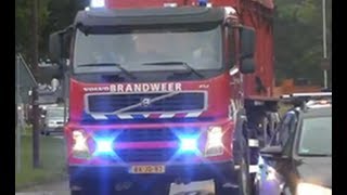 COMPAGNIEBRAND EGMOND 17 BRANDWEERVOERTUIGEN MET SPOED [upl. by Annmarie259]