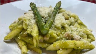 PASTA CON CREMA DI ASPARAGI E PANCETTA [upl. by Kung]