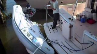 Sea Wise Manual Davit sys in real Time [upl. by Ecirahs80]