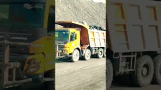 coal mince coalmine volvo460 volvotrucks volvo coal indianews [upl. by Emmery650]