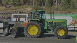 Hedmark Tractorpulling Klubb [upl. by Onifled]