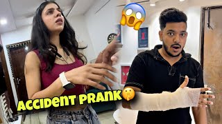 Accident ho Gaya Prank on Kanika 🤣  Kanika Reaction on my Burn Hand 😱 [upl. by Aeiram]