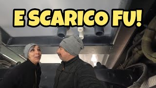 Ep 60 E anche gli SCARICHI ACQUE GRIGIE E NERE sono conclusi 🥳  CAMION 4X4 FAI DA TE [upl. by Gollin]